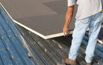 benefits of insulating Hemp Green flat roofing